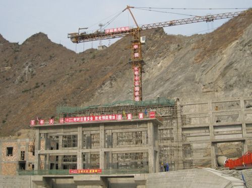 柴油發(fā)電機(jī)組使用前的一些準(zhǔn)備和日常檢查注意要點